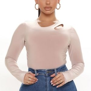 New fashion nova taupe top